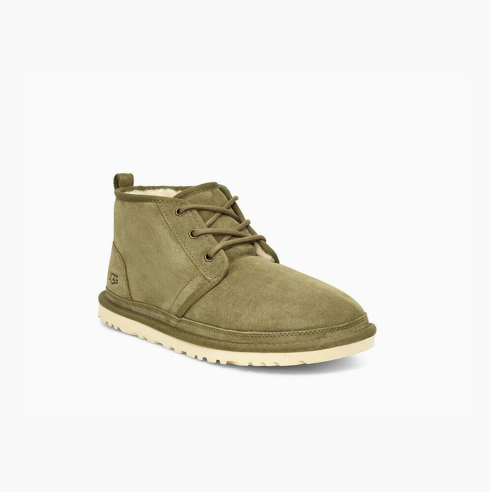 UGG Neumel Green Boots for Men (AURJ75231)